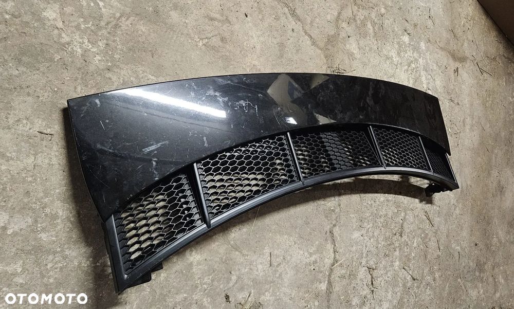 Audi R8 4S8 Blenda Spoiler Klapa Tył Igła - 1