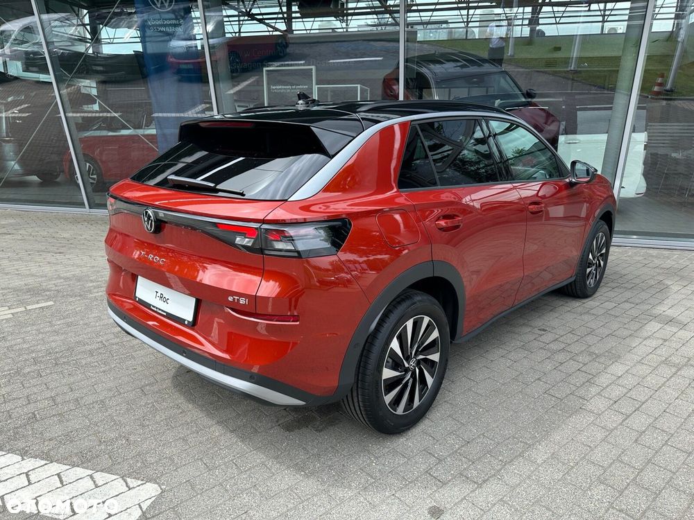 Volkswagen T-Roc 1.5 eTSI Life DSG - 9