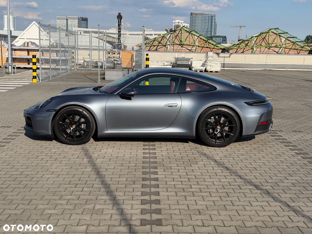 Porsche 911 Carrera - 9