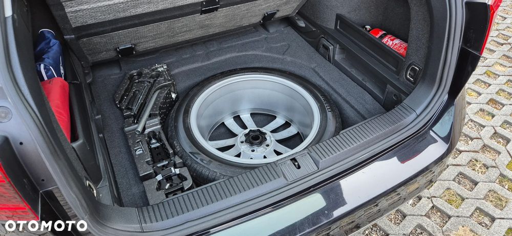 Volkswagen Passat Variant 2.0 TDI 4Mot Elegance DSG - 30