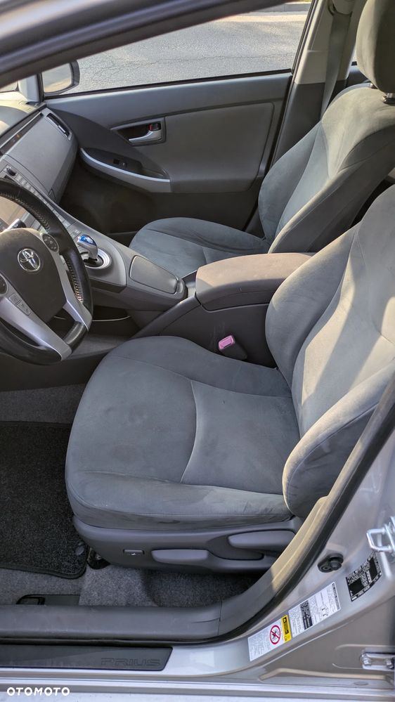 Toyota Prius - 10
