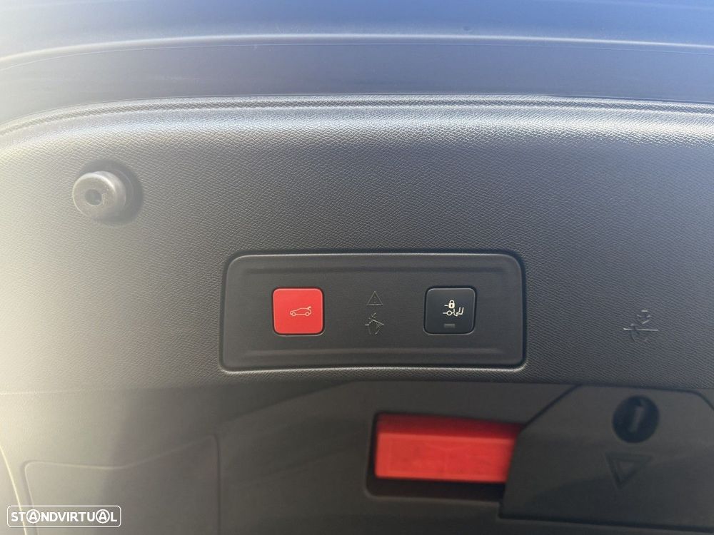 Peugeot 508 1.6 Hybrid GT e-EAT8 - 17