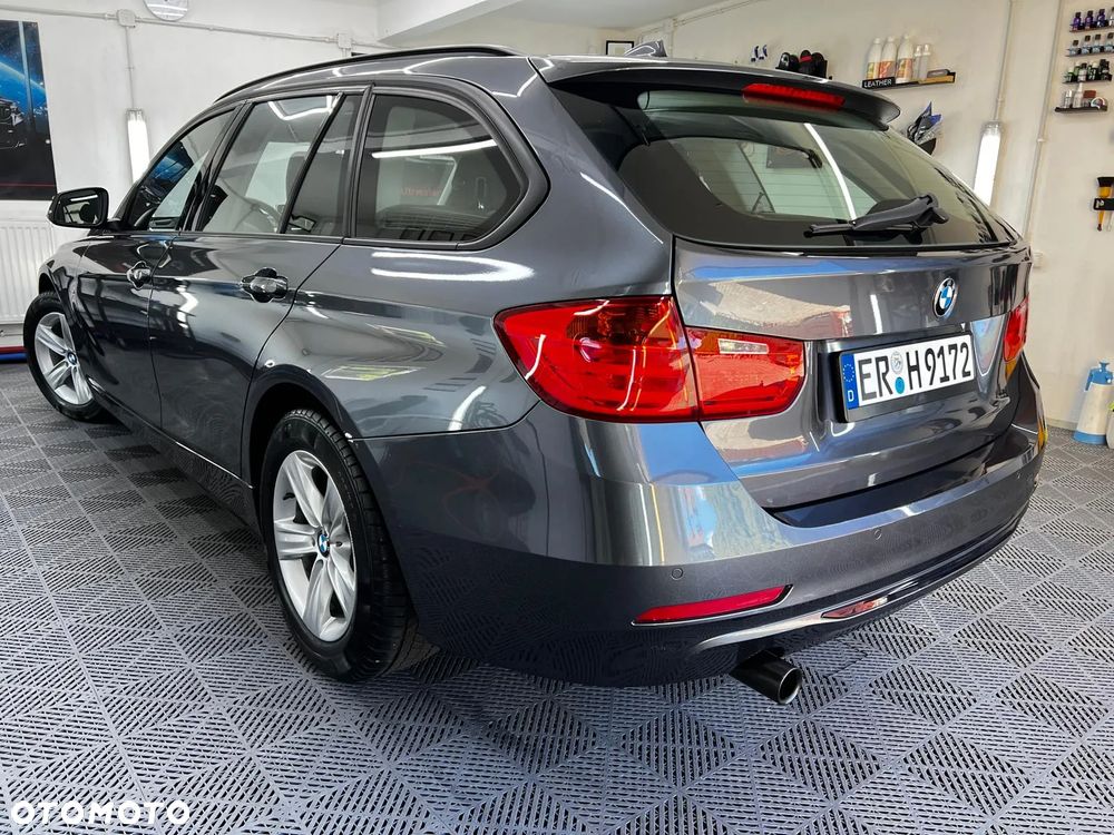 BMW Seria 3 318d DPF Edition Sport - 3