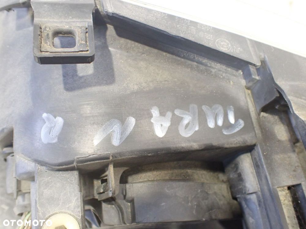 LAMPA PRAWA PRZEDNIA VOLKSWAGEN TOURAN I 1.6 1T0941040F - 6