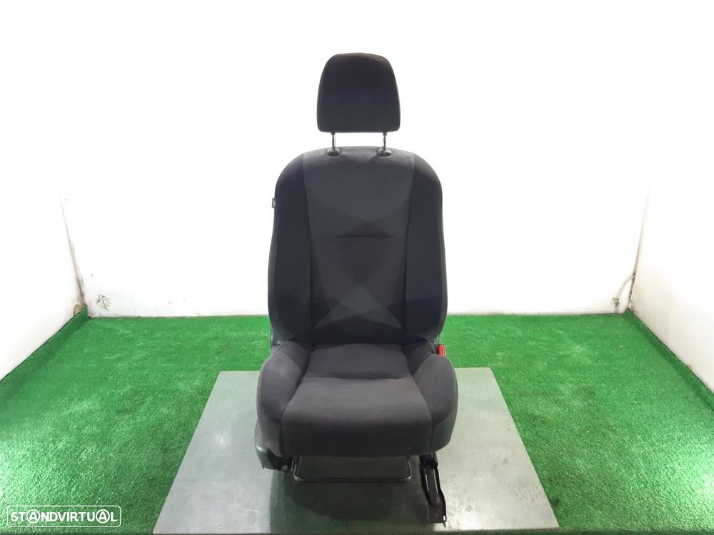 BANCO FRENTE DIREITO TOYOTA LAND - 1