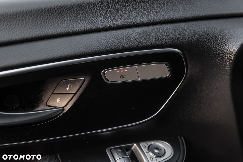 Mercedes-Benz Klasa V 300 d lang 4Matic 9G-TRONIC Exclusive Edition - 21