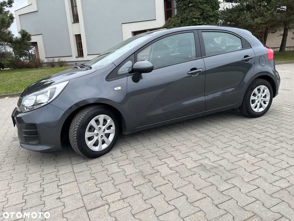 Kia Rio 1.2 Attract - 25