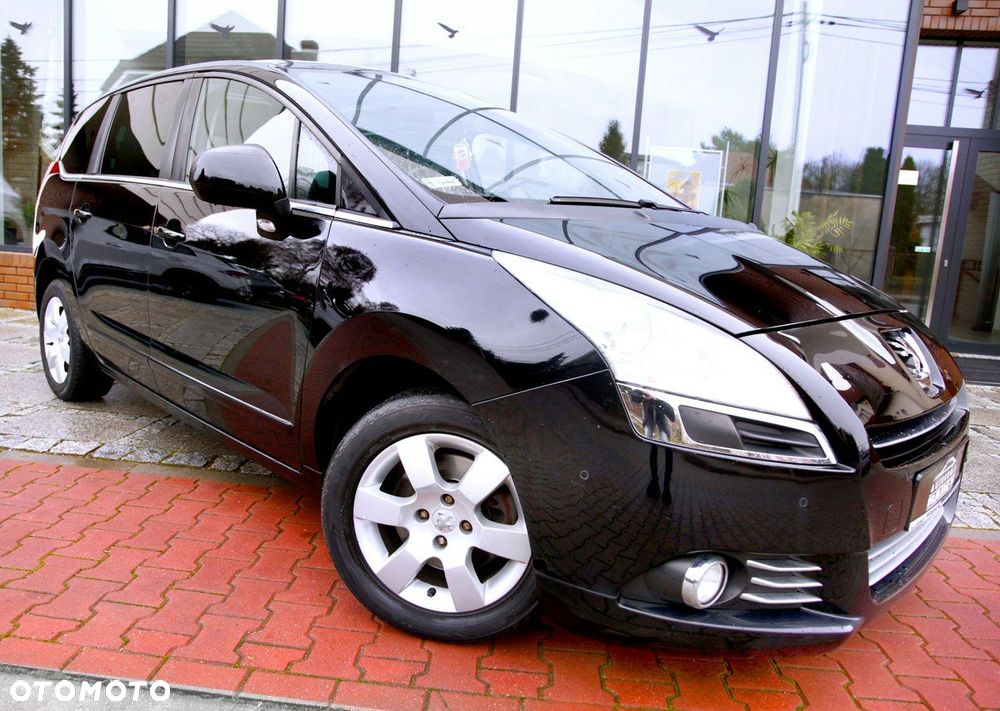 Peugeot 5008 1.6 THP Premium - 23