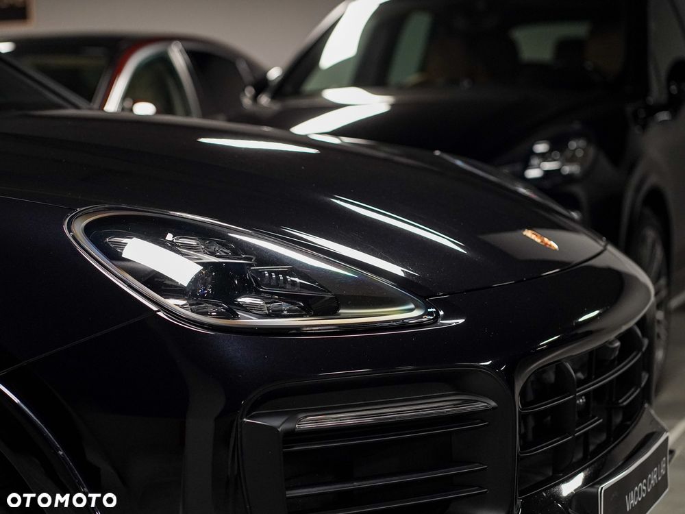 Porsche Cayenne - 34
