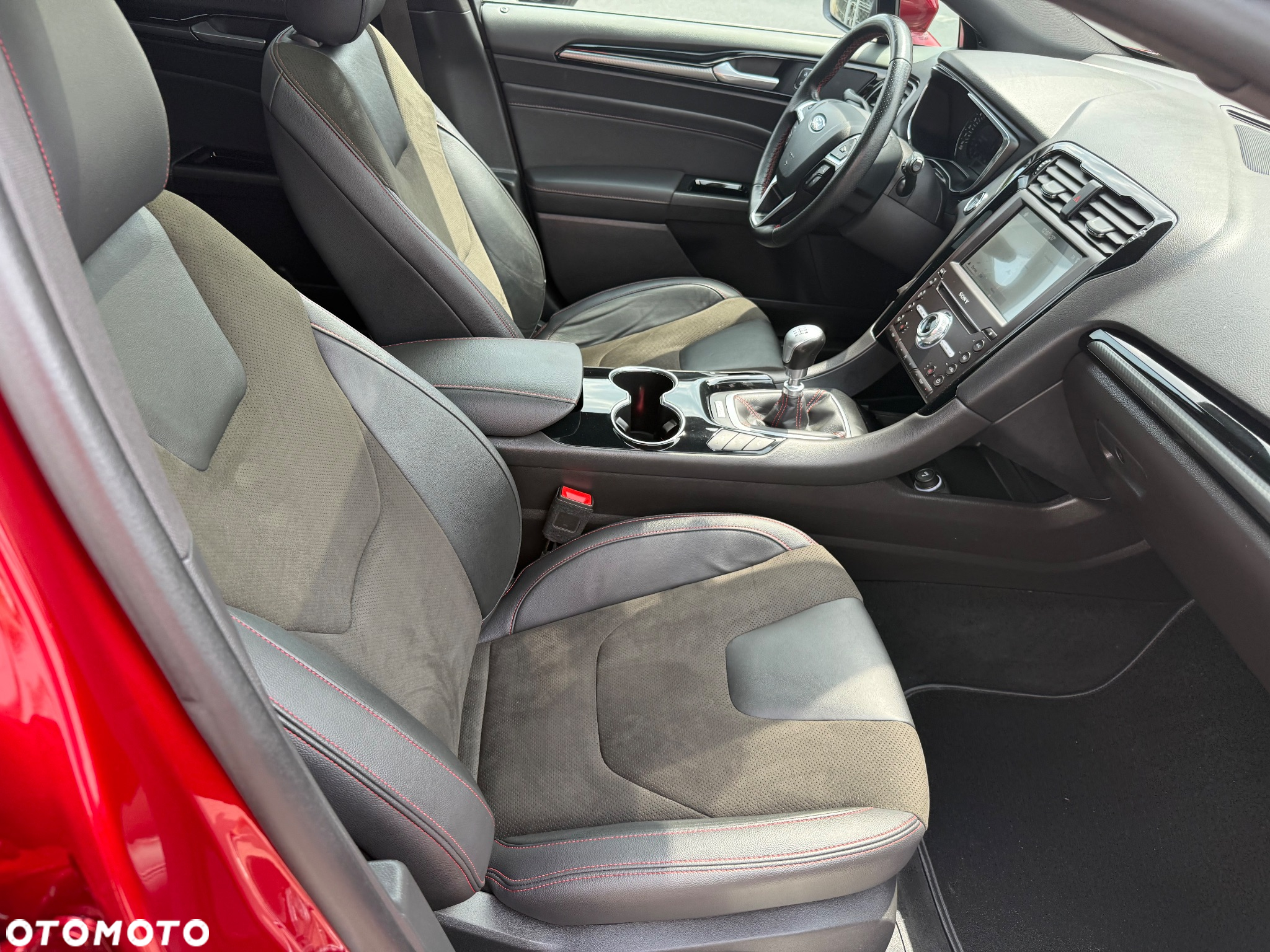 Ford Mondeo Turnier 1.5 EcoBoost Start-Stopp ST-Line - 10