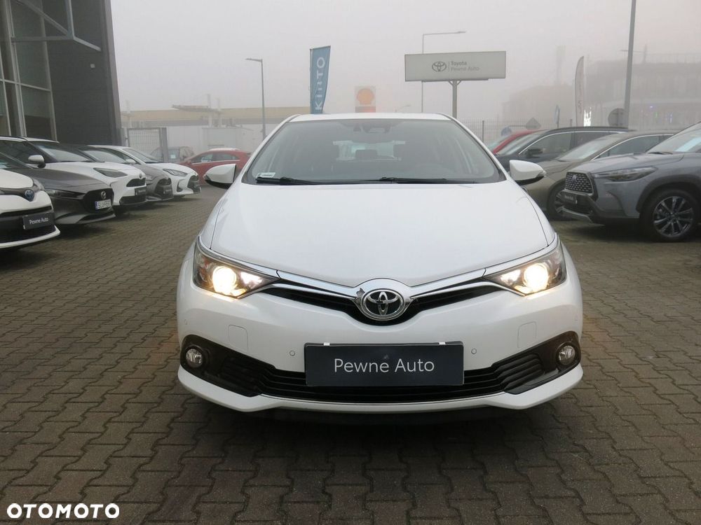 Toyota Auris - 5