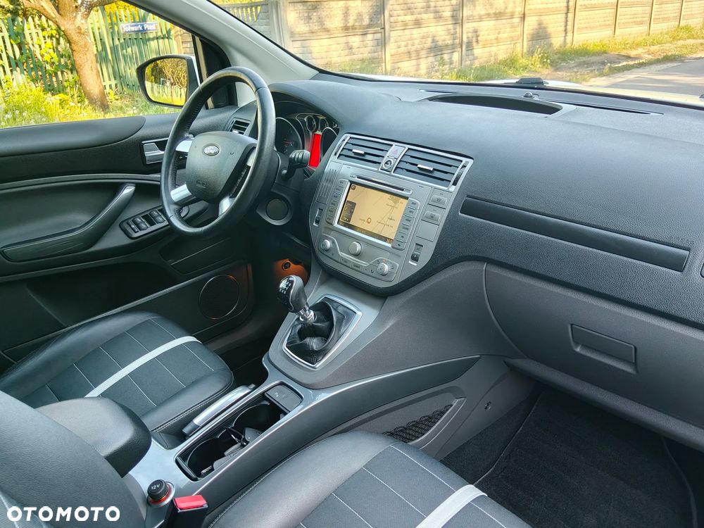 Ford Kuga 2.0 TDCi 4x4 Titanium - 10