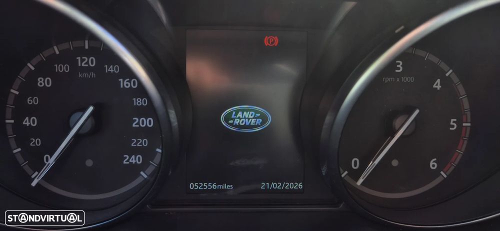 Land Rover Discovery Sport 2.0 eD4 HSE - 35