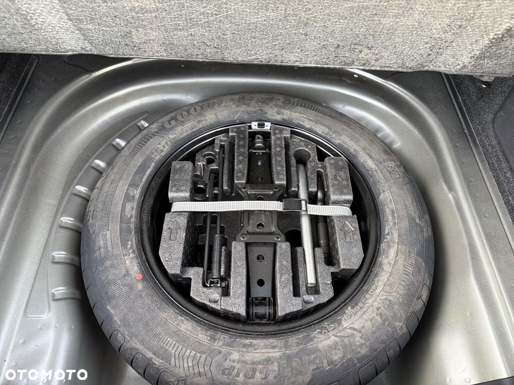 Skoda Octavia 1.5 TSI mHEV Selection DSG - 24