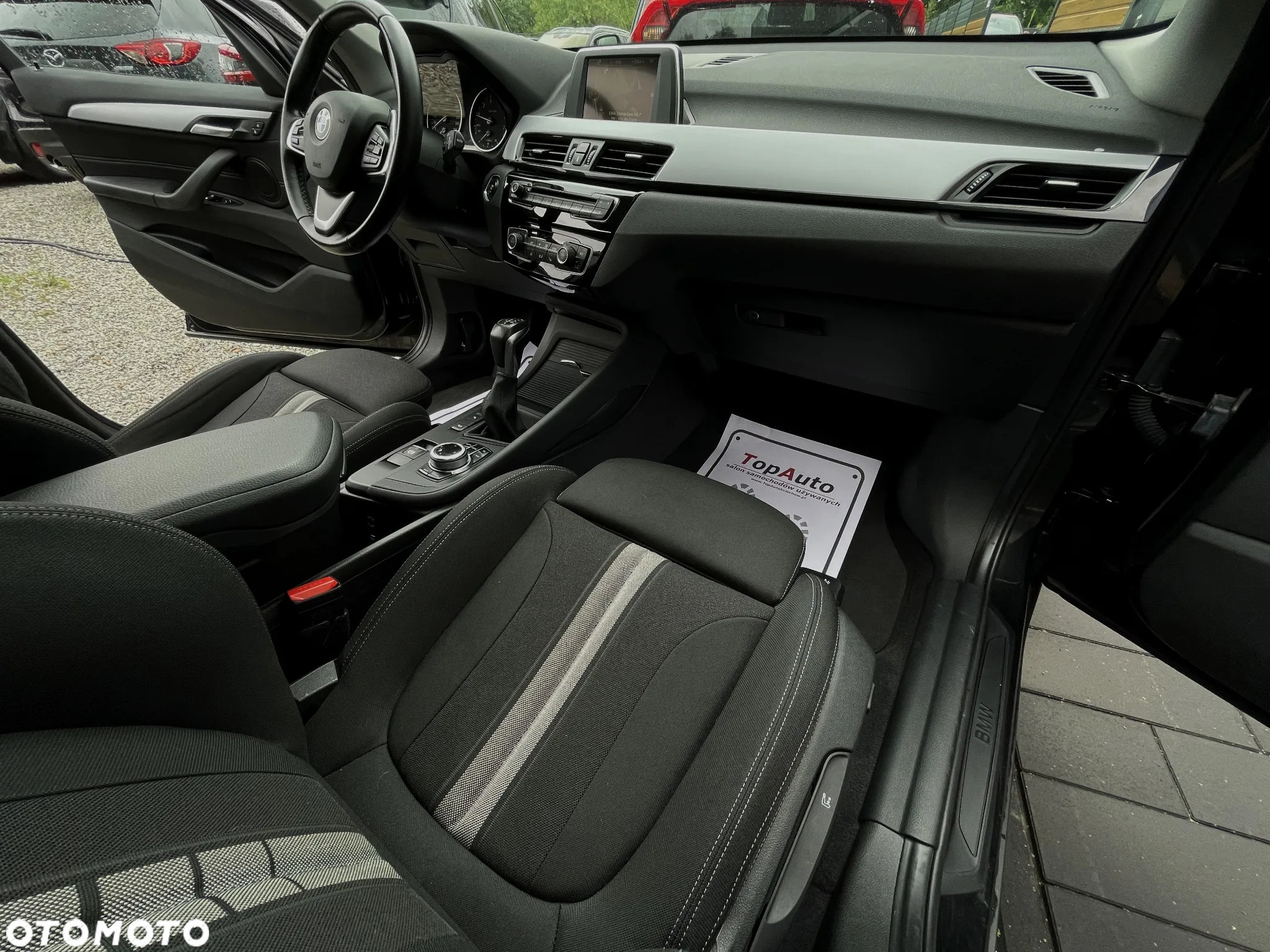 BMW X1 xDrive20i - 16