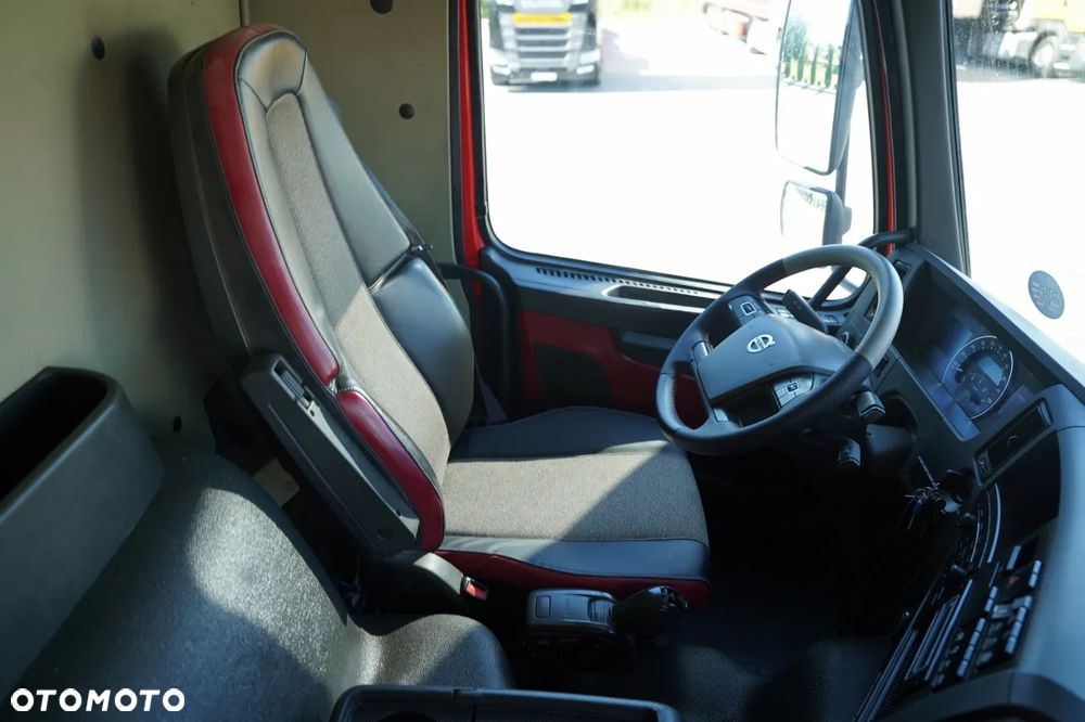 Volvo FMX 460 / 8x4 / WYWROTKA TYLNOZSYPOWA / HYDROKLAPA / I-SHIFT  / PLANDEKA  ELEKTRYCZNA  /  EURO 6 / - 30