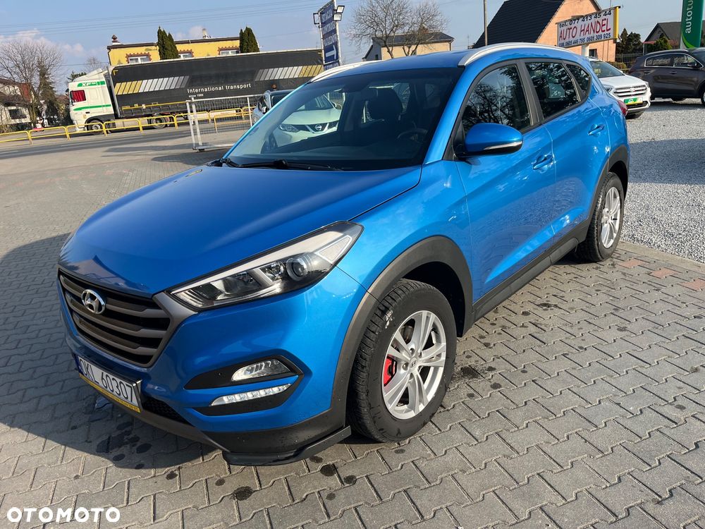 Hyundai Tucson blue 1.7 CRDi 2WD Intro Edition