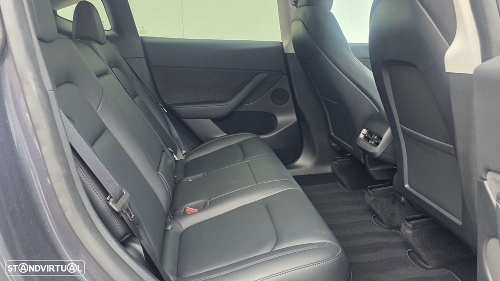Tesla Model Y Standard - 21