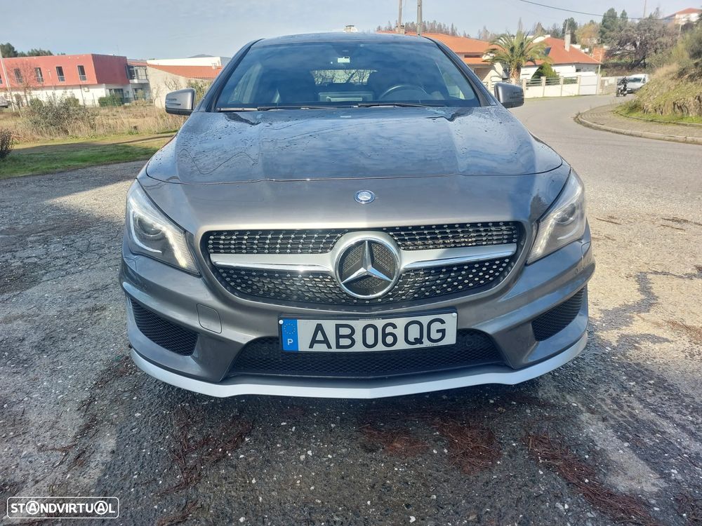Mercedes-Benz CLA 220 Shooting Brake d 4Matic 7G-DCT AMG Line - 2