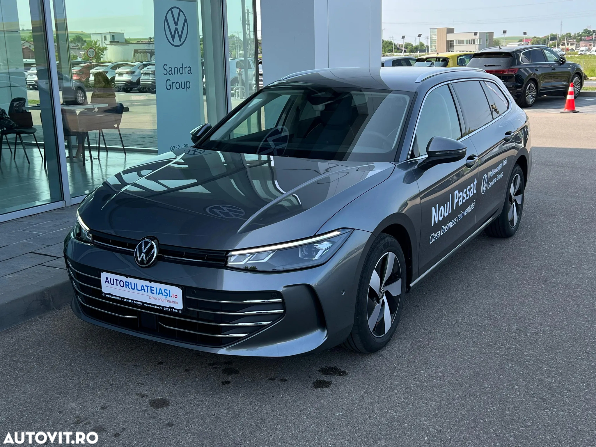 Volkswagen Passat Variant 1.5 eTSI DSG MHEV Business - 7