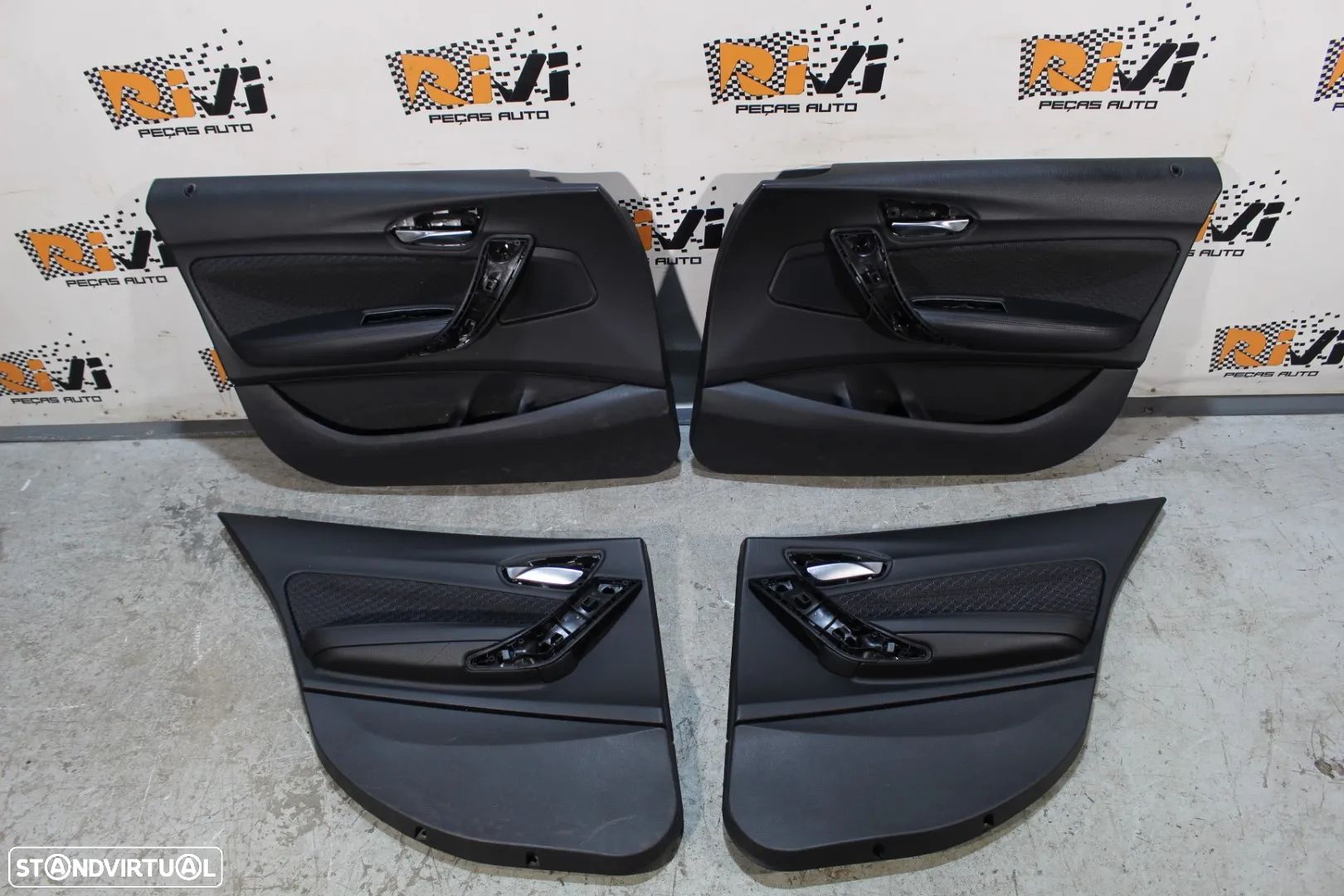 Quartela BMW Pack M Serie 1 de 5 Portas F20 em Alcântara - 1