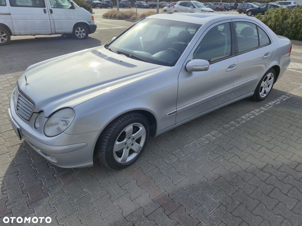 Mercedes-Benz Klasa E 240 Classic - 2