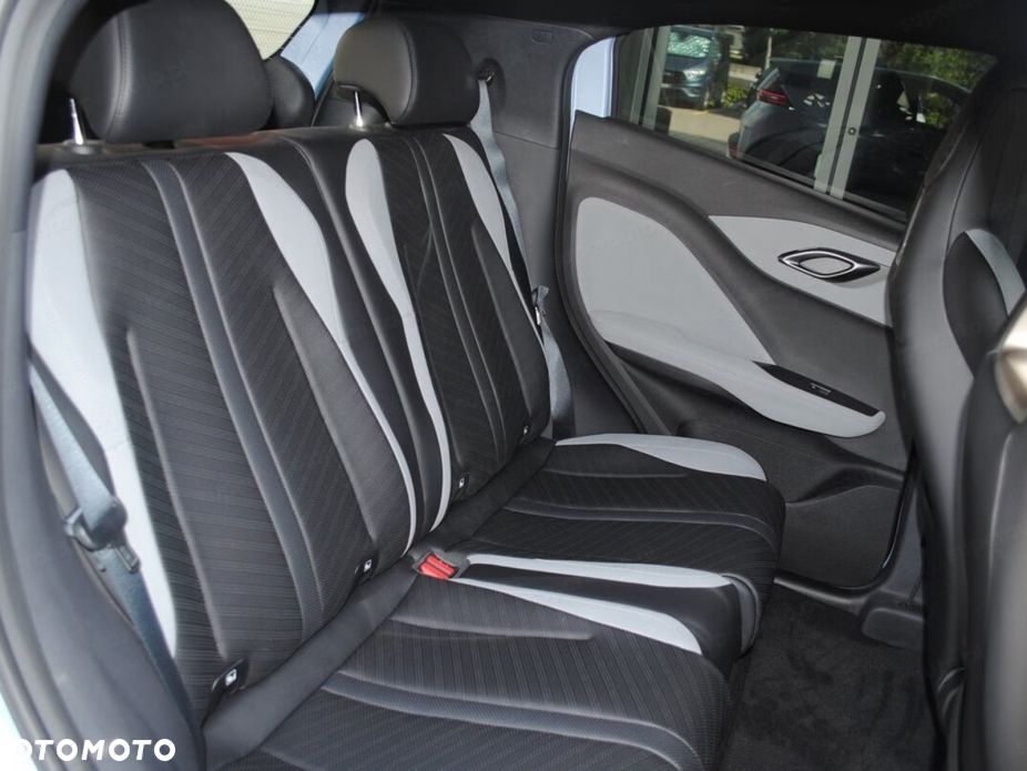 BYD Dolphin Surf - 11