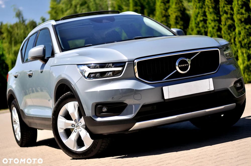 Volvo XC 40 T4 Geartronic Momentum Pro - 1