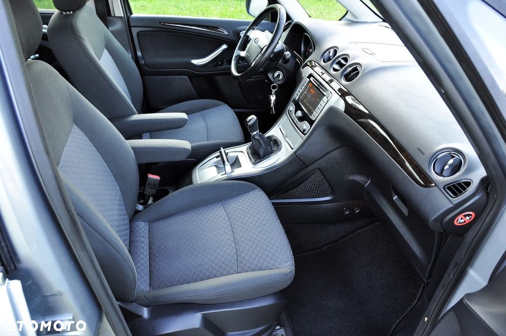 Ford Galaxy 2.0 FF Titanium - 11