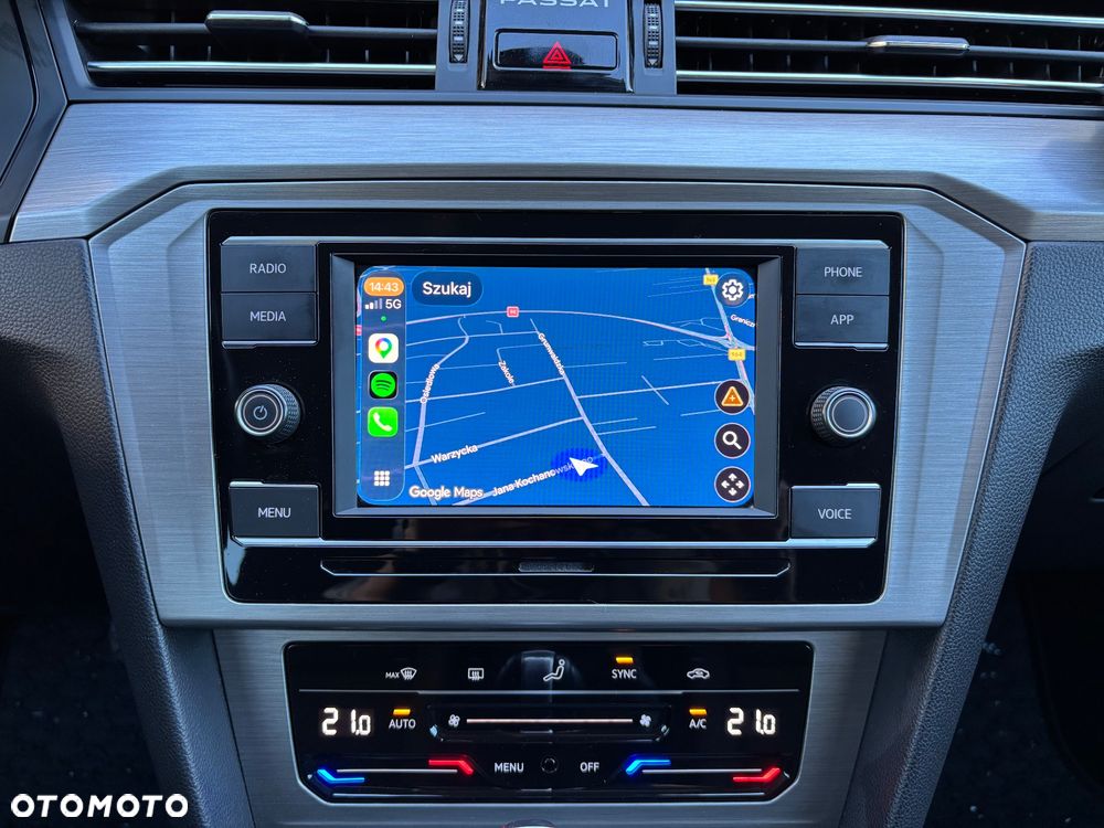 Volkswagen Passat - 18