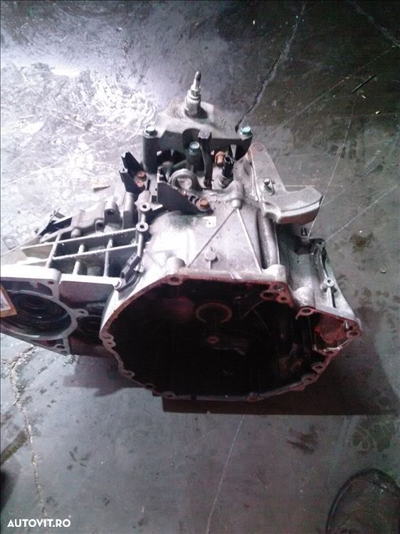 cutie de viteze nissan qashqai 1.6 d an fabr. 2016 - 1