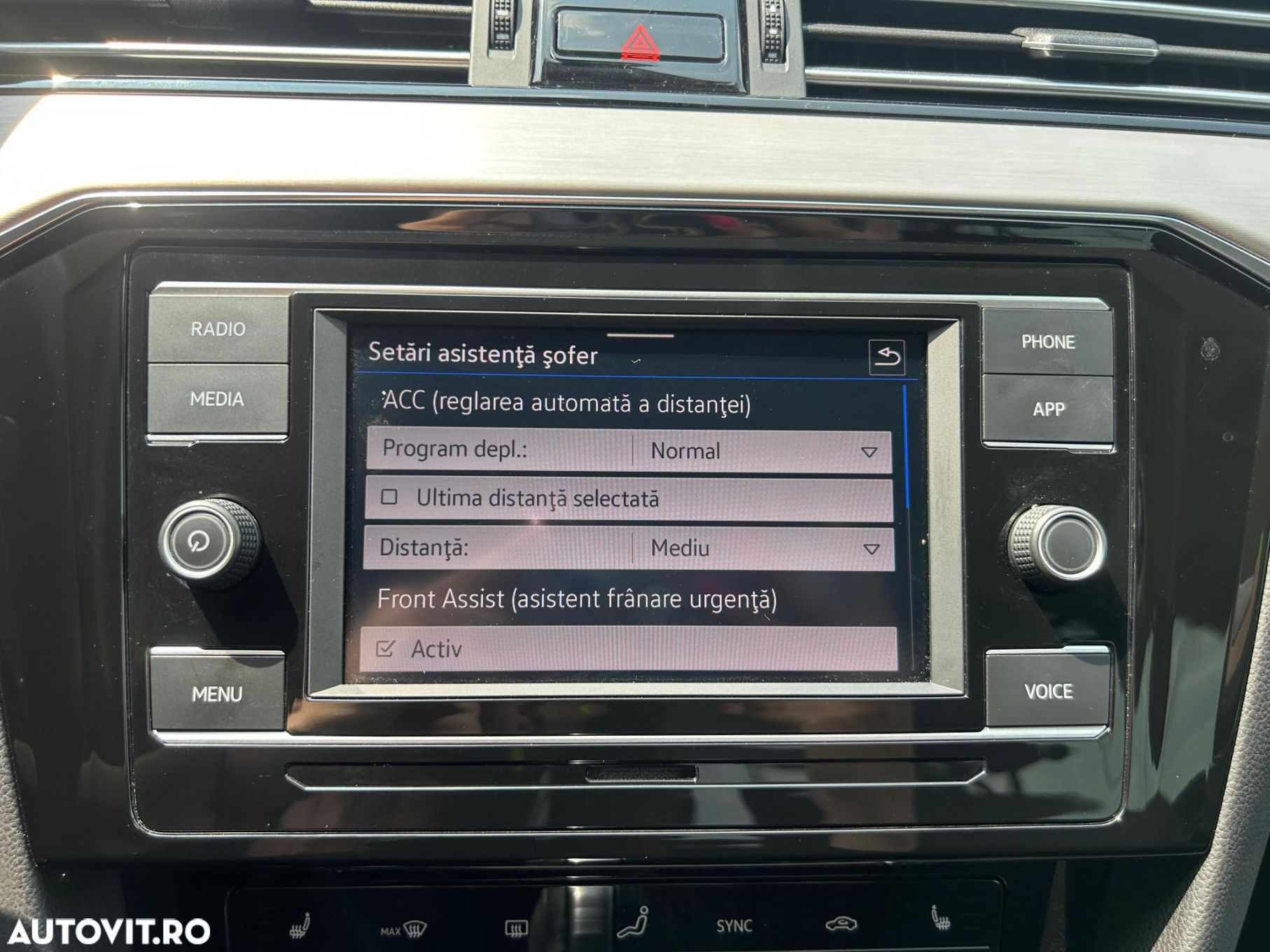 Volkswagen Passat 2.0 TDI DSG Highline - 23