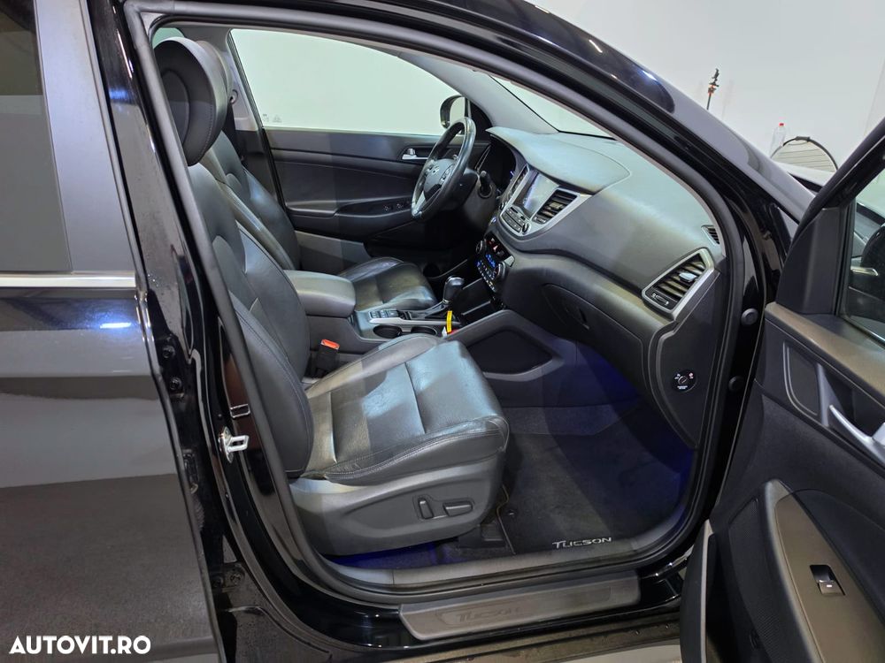Hyundai Tucson blue 1.7 CRDi 2WD DCT Premium - 9