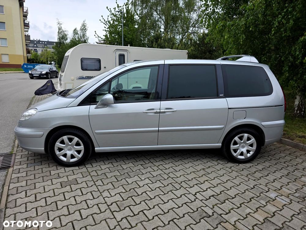Peugeot 807 HDi 135 Premium - 8