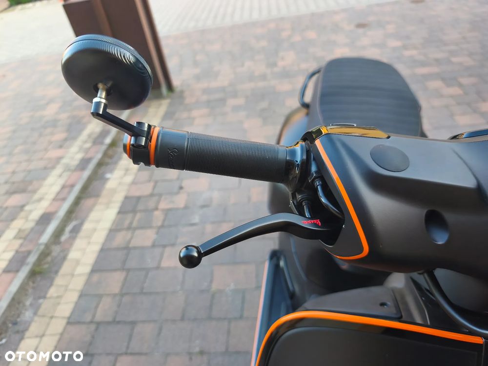 Vespa GTS - 13