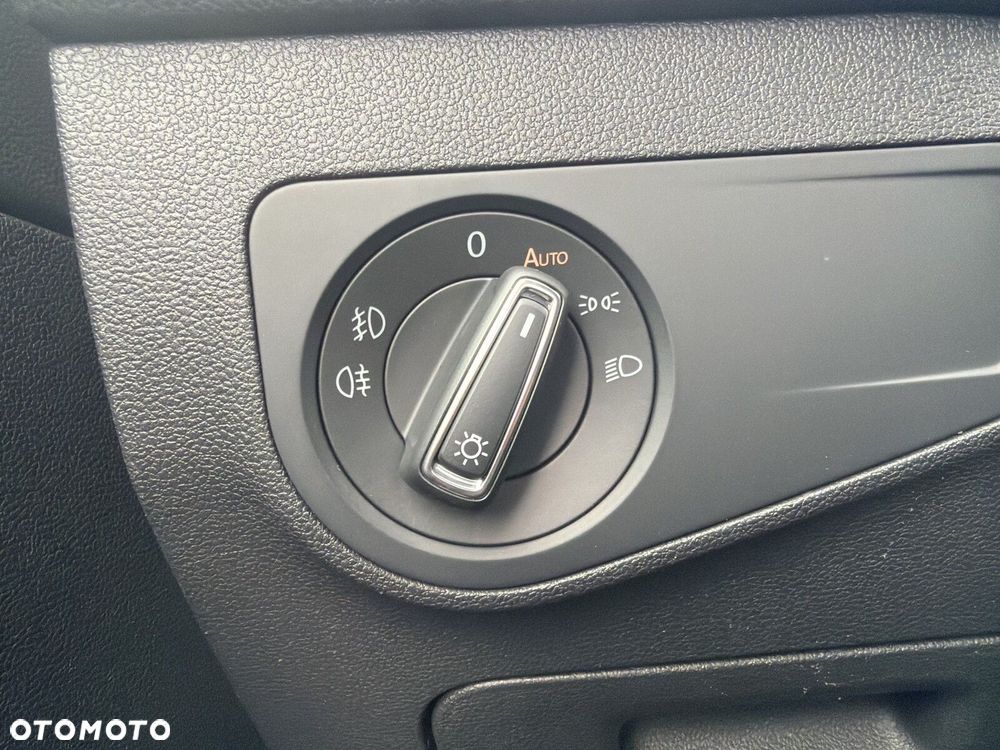Volkswagen Tiguan - 16