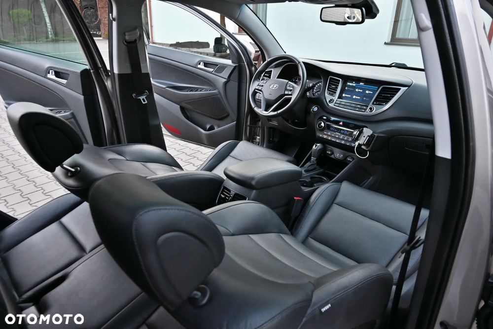 Hyundai Tucson 1.7 CRDI BlueDrive Premium 2WD DCT - 24