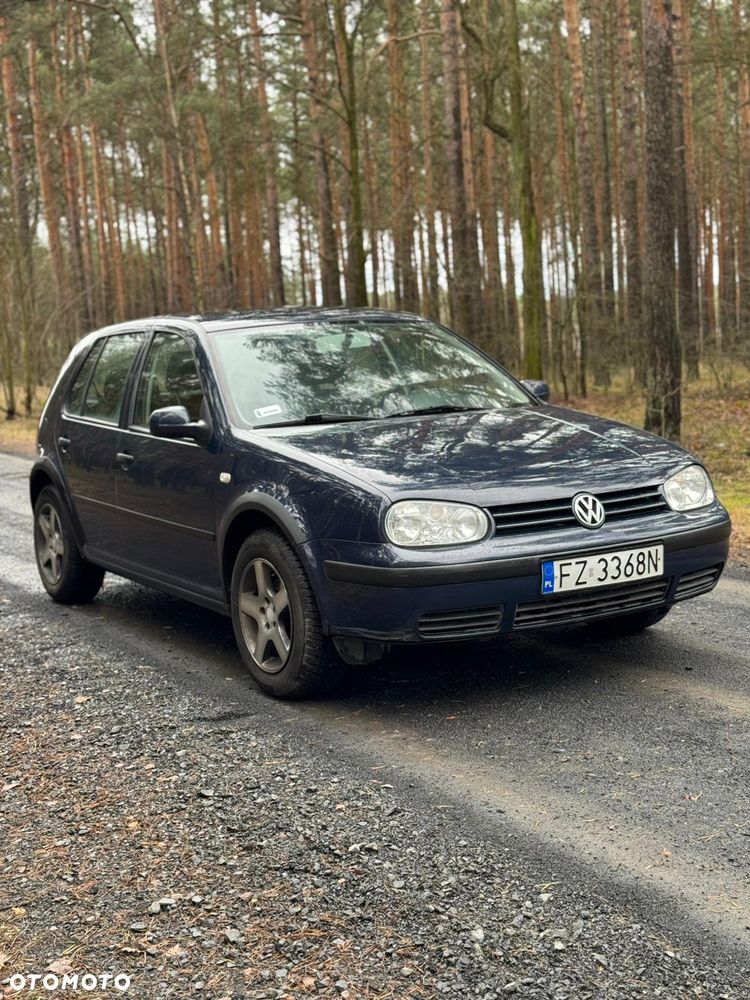 Volkswagen Golf 1.4 Q - 1