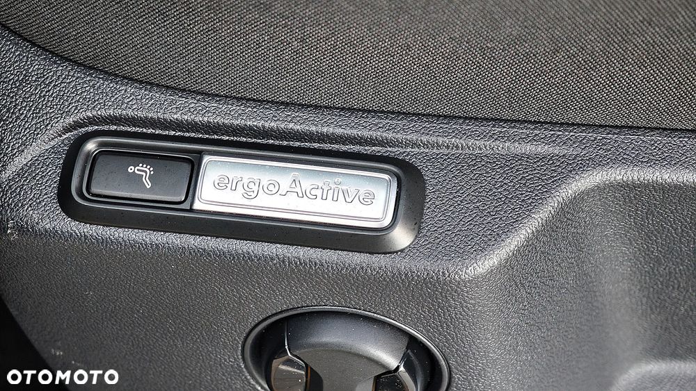 Volkswagen Tiguan - 18