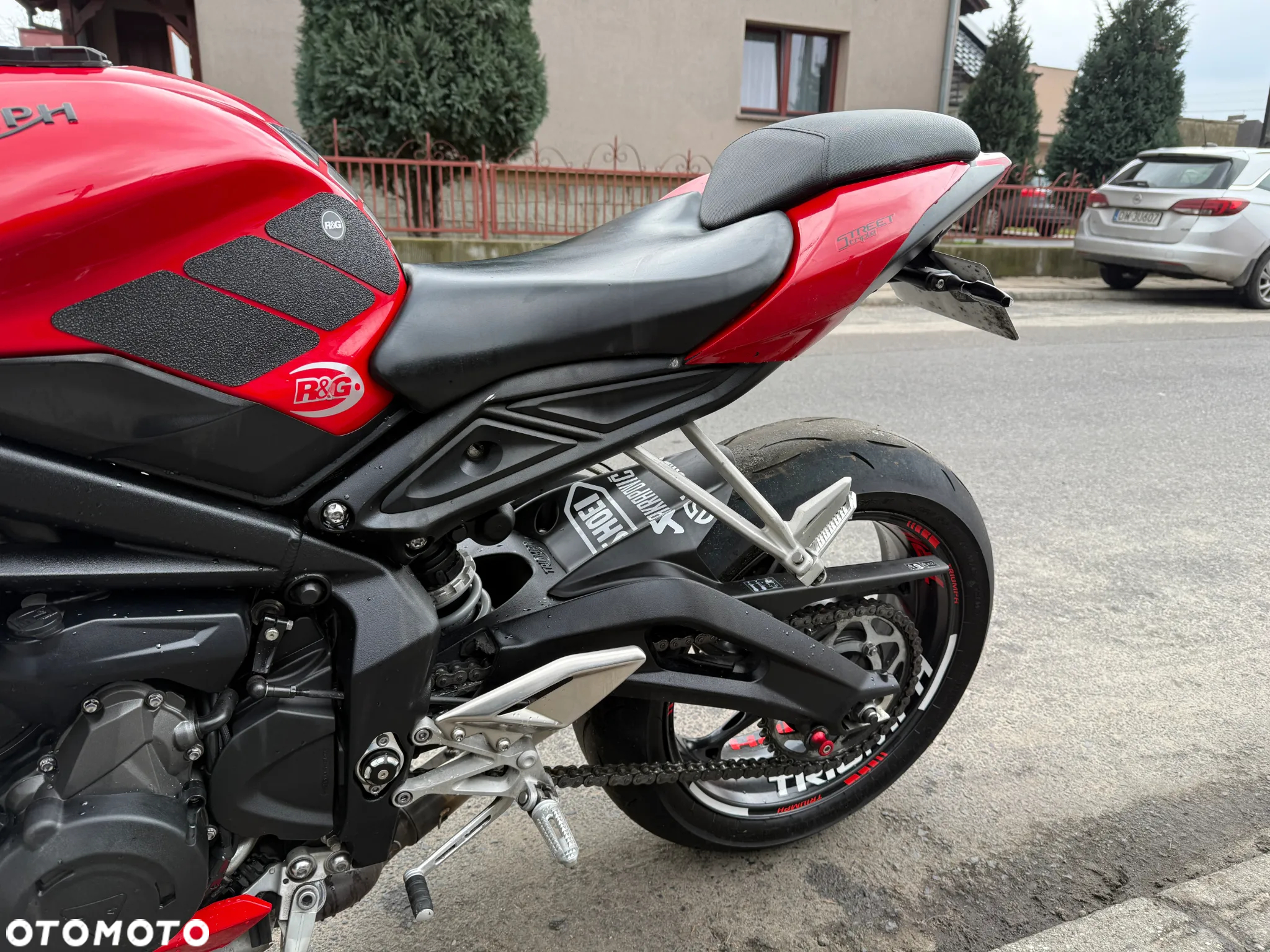Triumph Street Triple - 13