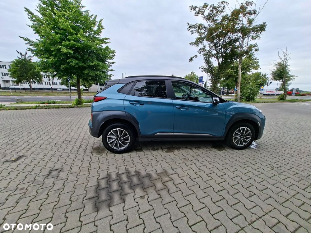 Hyundai Kona - 4