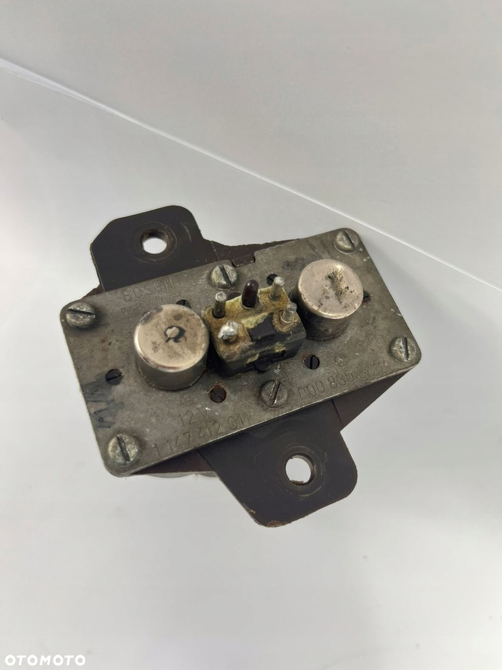ZAWÓR OGRZEWANIA MERCEDES W126 C126 SE SEL SEC 0008303884 1147412011 - 5