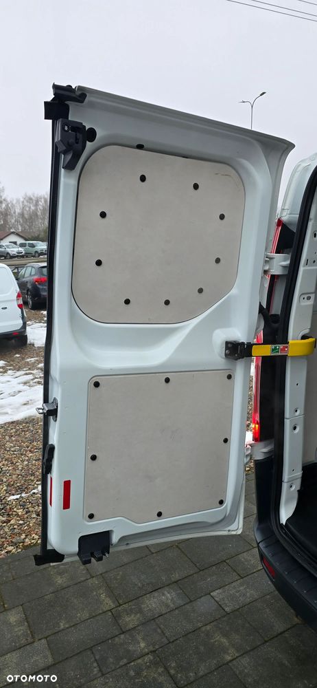 Ford Transit Custom - 9