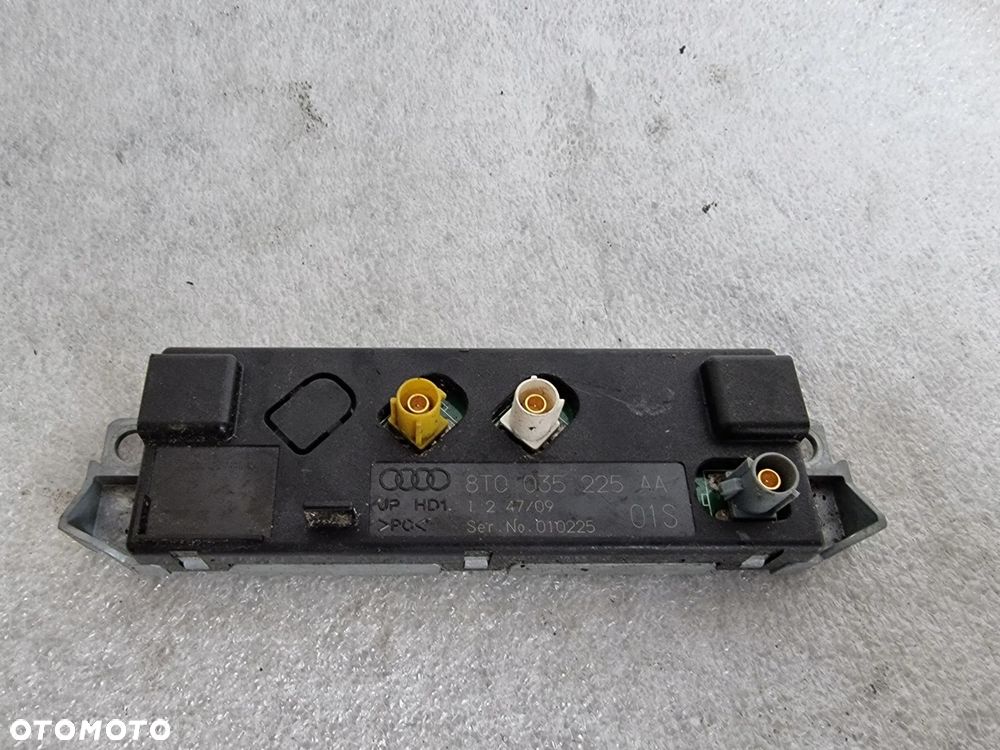AUDI A5 8T WZMACNIACZ ANTENY 8T0035225AA - 2