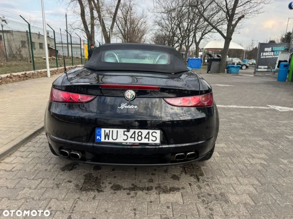 Alfa Romeo Spider 2.4 JTDM 20V DPF Exclusive - 12