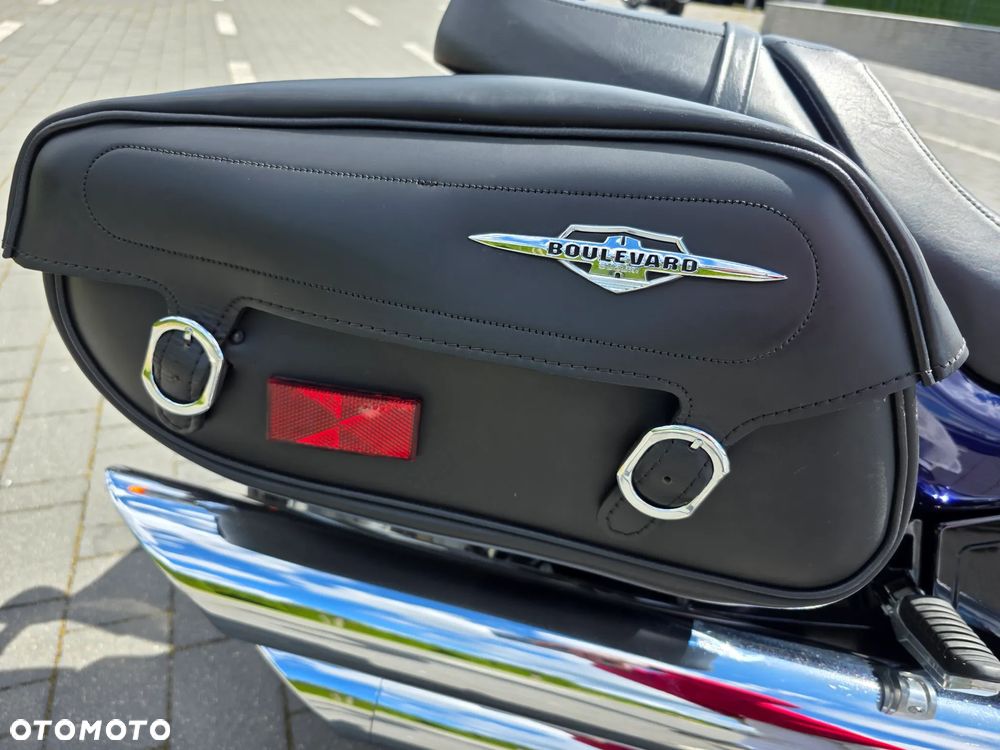 Suzuki Intruder - 34