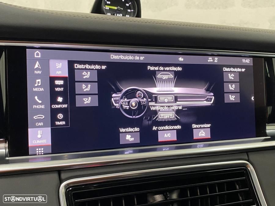 Porsche Panamera 4 E-Hybrid Platinum Edition - 33