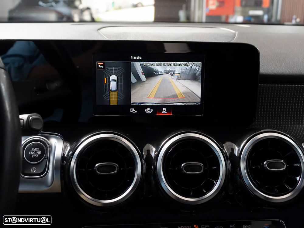 Mercedes-Benz GLB 180 d Progressive - 32