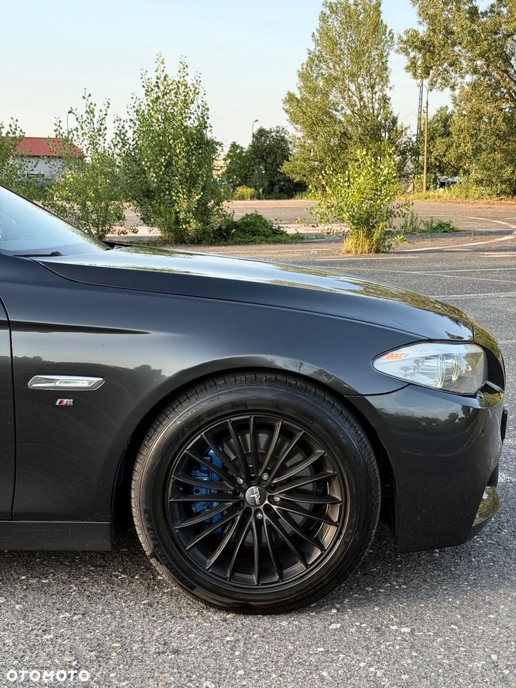 BMW Seria 5 525d - 9