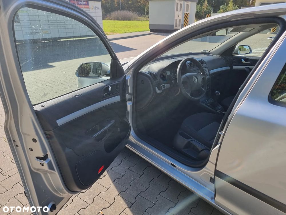 Skoda Octavia 1.9 TDI Ambiente - 8